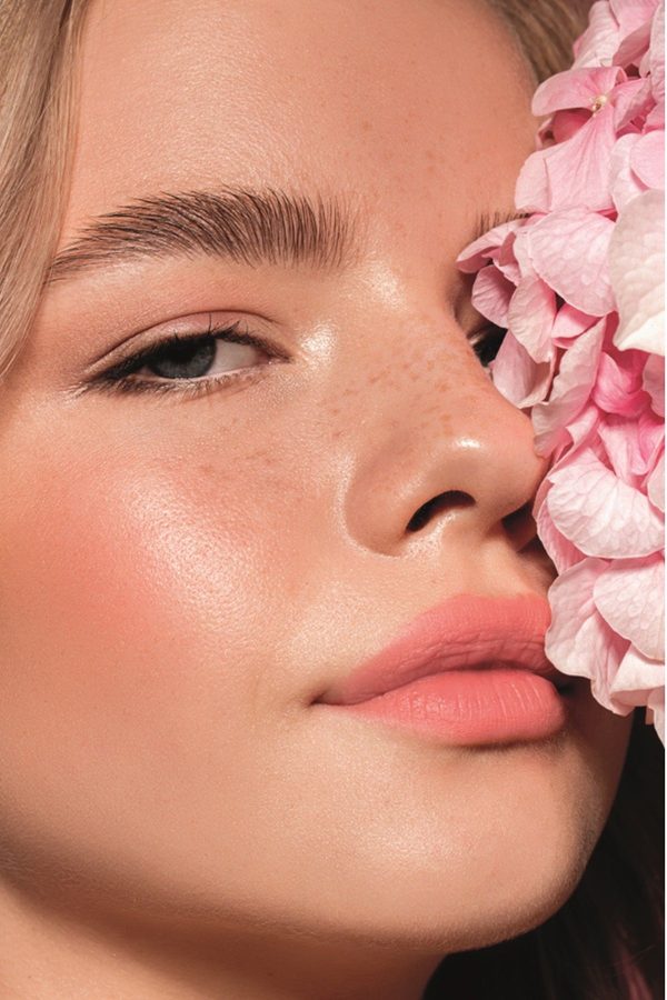رژ لب اورجینال برند Farmasi مدل Creamy Lipstick 09 کد 786884741 - Image 3