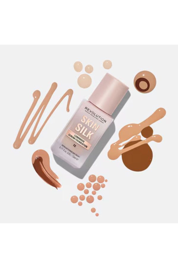 کرم فاندیشن اورجینال برند Revolution مدل Revolution Skin Silk Serum Foundation کد 829616849 - Image 2