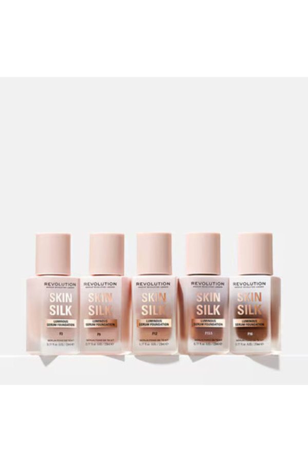 کرم فاندیشن اورجینال برند Revolution مدل Revolution Skin Silk Serum Foundation کد 829616849 - Image 4