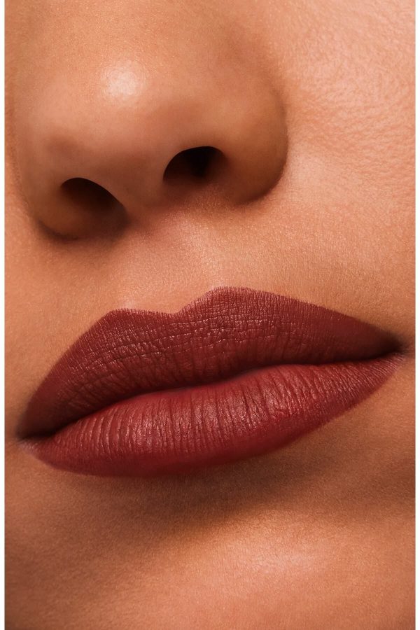 رژ لب اورجینال برند Estee lauder کد 731576951 - Image 2