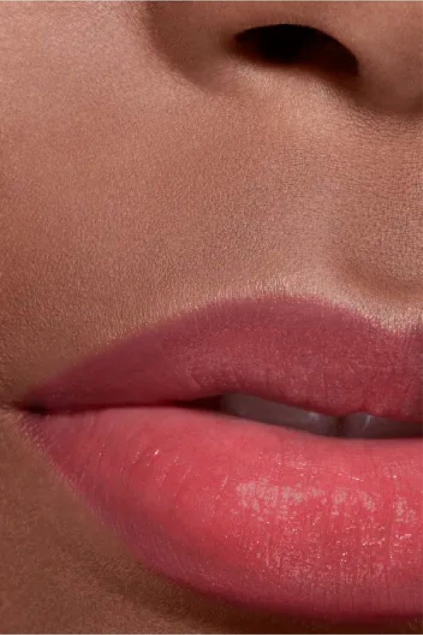 رژ لب اورجینال برند Chanel مدل ROUGE COCO BAUME NEMLENDİRİCİ RUJ کد 830927237 - Image 5