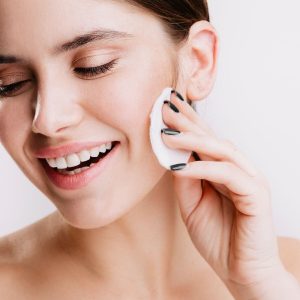 پاک کننده صورت اورجینال برند Licape کد 190903450