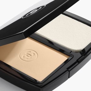 کرم فاندیشن اورجینال برند Chanel مدل ULTRA LE TEINT کد 835927340