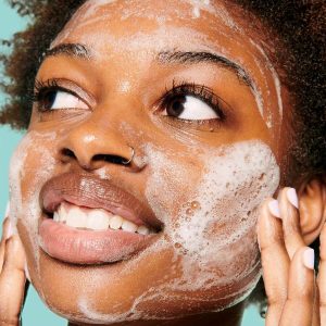 پاک کننده صورت اورجینال برند Benefit cosmetics کد 777677715