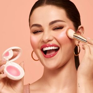 رژ گونه اورجینال برند Rare beauty مدل Soft Pinch Luminous Powder Blush کد 821329419
