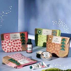 ست مراقبت از پوست اورجینال برند The body shop مدل Strawberry Gift Set کد 782834917