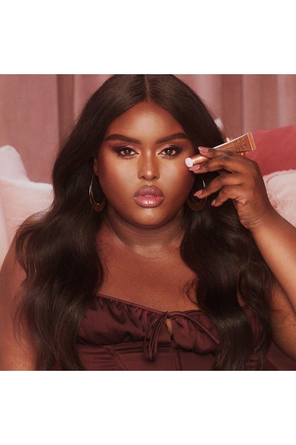 کرم روشن کننده اورجینال برند Charlotte tilbury مدل Glowgasm Beauty Light Wand کد 856433696 - Image 7