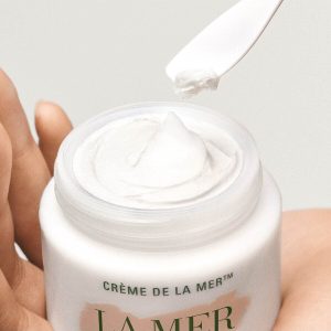 کرم صورت اورجینال برند La mer مدل The Moisturizing Cream 250 ML کد 876911601