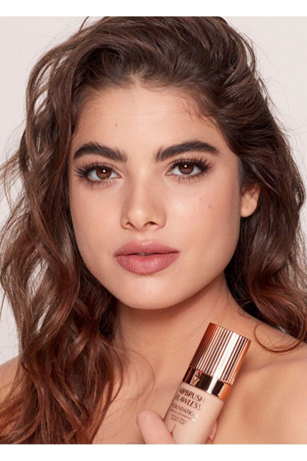 کرم فاندیشن اورجینال برند Charlotte tilbury مدل Airbrush Flawless Longwear Foundation کد 870497879 - Image 2