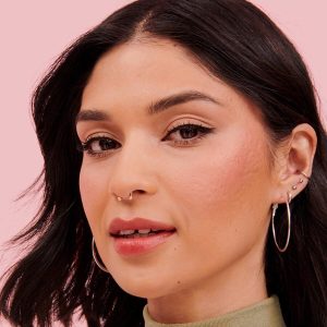رژ لب اورجینال برند Benefit cosmetics کد 755538399